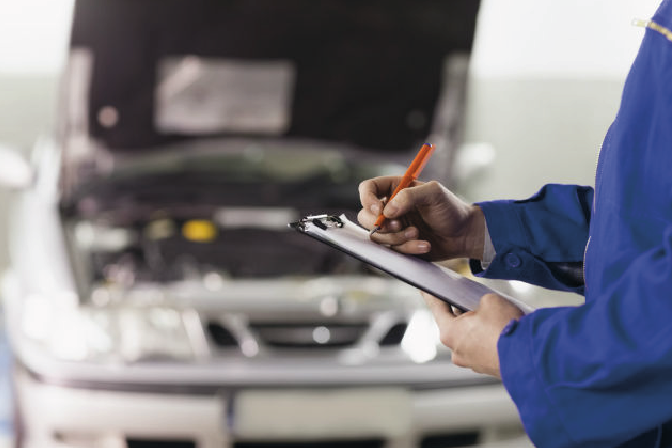 ¿Hay que hacerle una revisión al coche al final del verano?